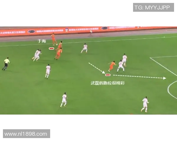 南京足球队与深圳足球队赛后复盘团队协作的成功与不足分析