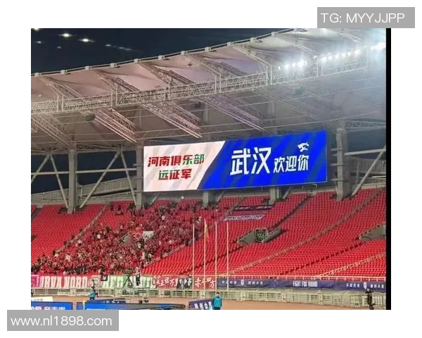 武汉足球队实力之争引发热议球迷观点各异的背后故事