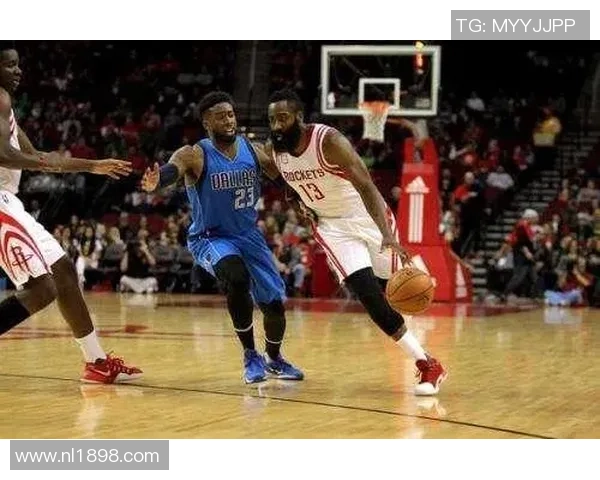 深圳篮球队快攻体系解析与战术运用探讨 深圳篮球队快攻体系解析与战术运用探讨