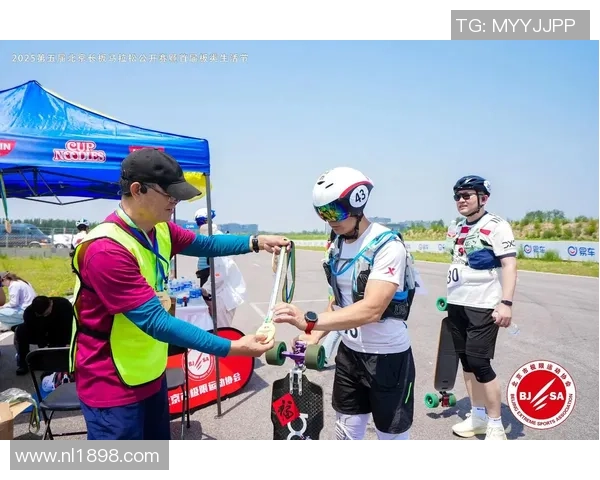 城市马拉松点评：杭州滑板队的灵活性表现